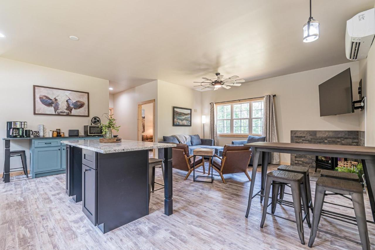 Rustic Roost-5 Acres, Fenced, Fire Pit, Rv Option & Mtn View Βίλα Dahlonega Εξωτερικό φωτογραφία